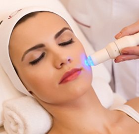 microdermabrasion clinics, Microdermabrasion face treatment in delhi, Microdermabrasion face treatment in rajouri garden, Microdermabrasion treatment cost in rajouri garden, Microdermabrasion clinics in delhi