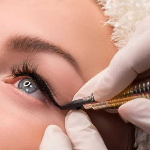 Medical Uses of Permanent Eyeliner